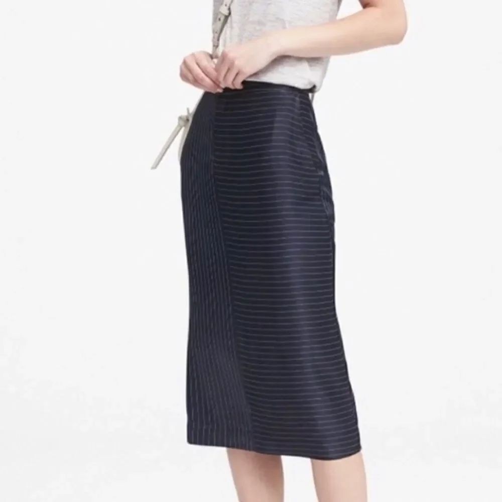 Banana Republic Navy Blue Pinstripe Slip Pencil Midi Skirt New Size 6